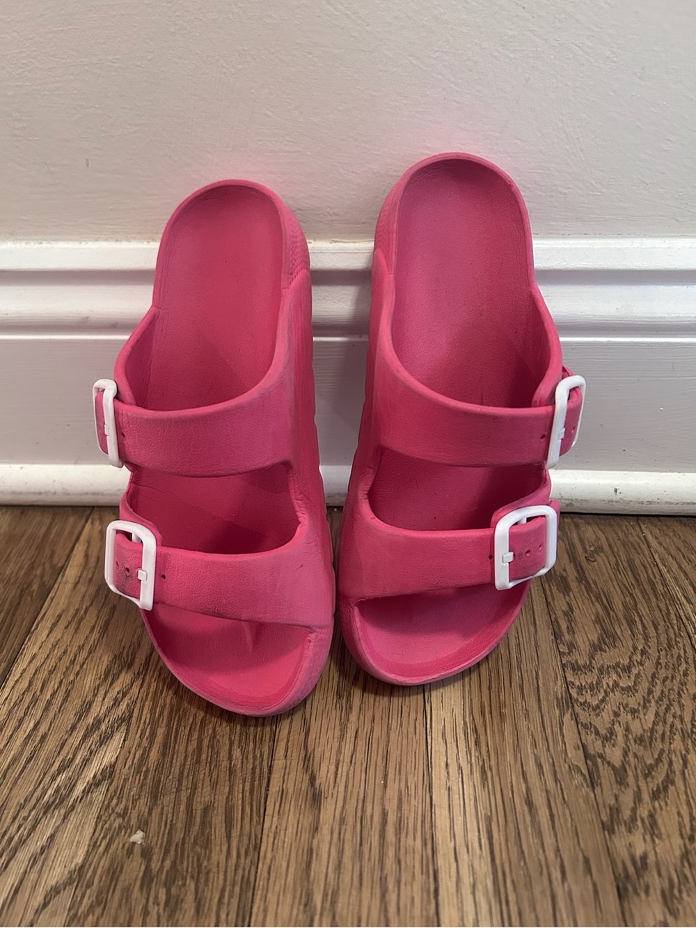 Girls Sz 13 Double Buckle Hot Pink Slides Watersafe Summer Beach Resortwear